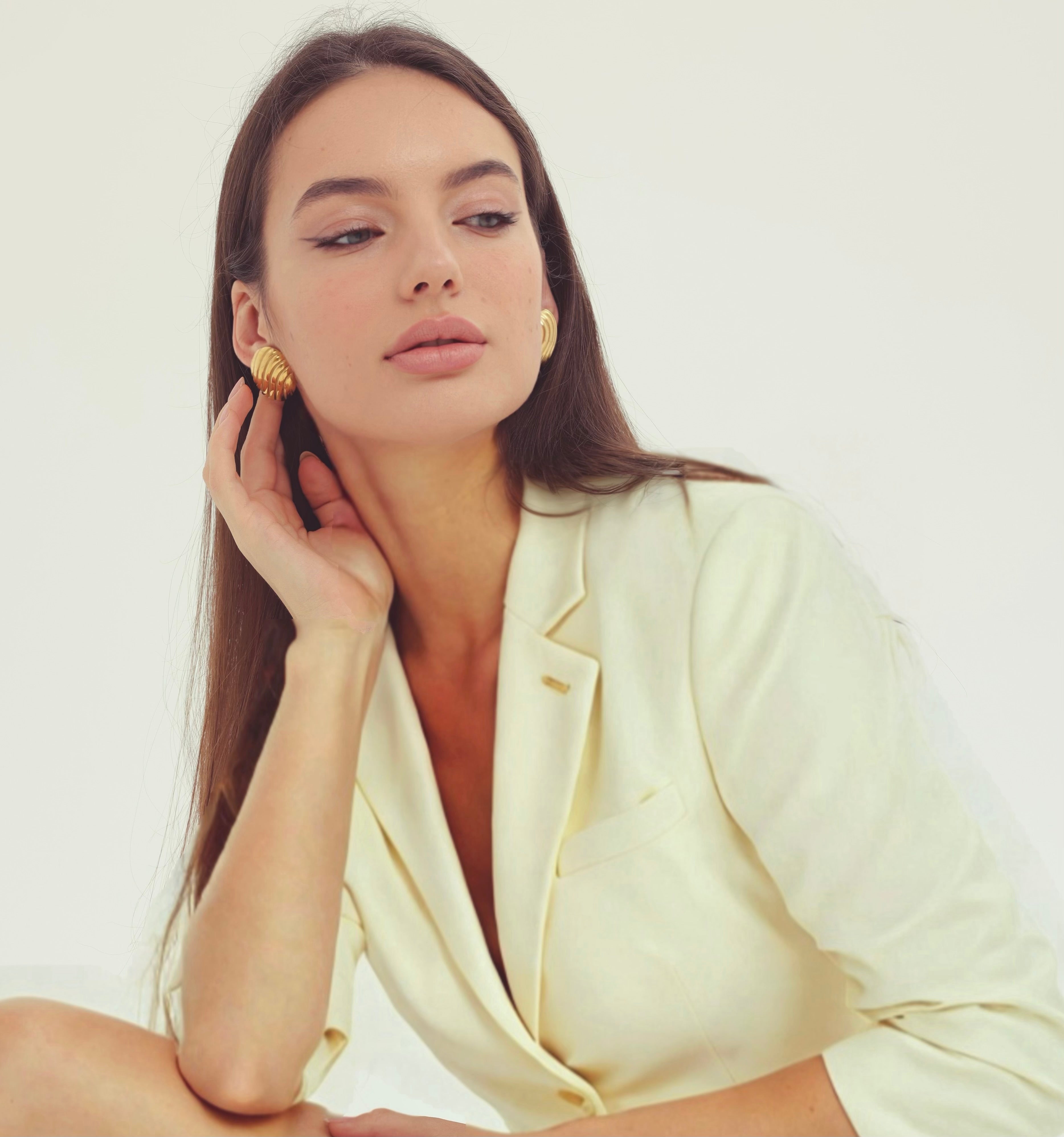 Oval Ribbed Statement Earrings