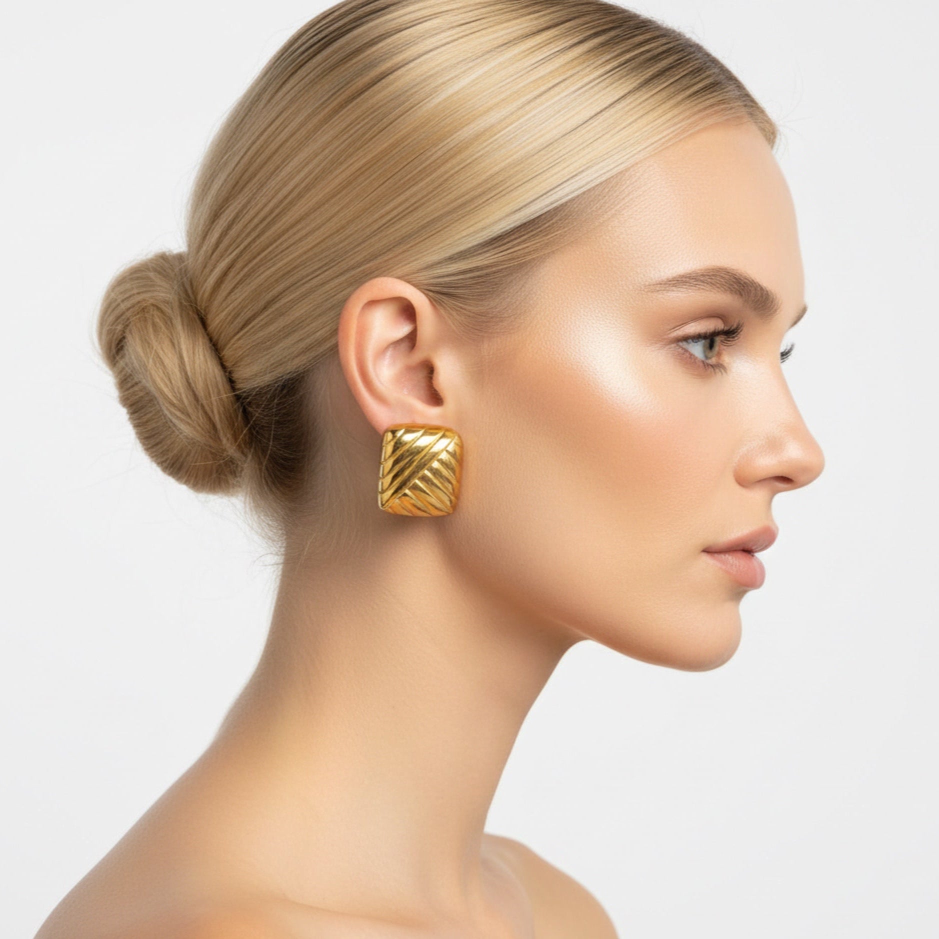 Olympia Textured Square Earrings
